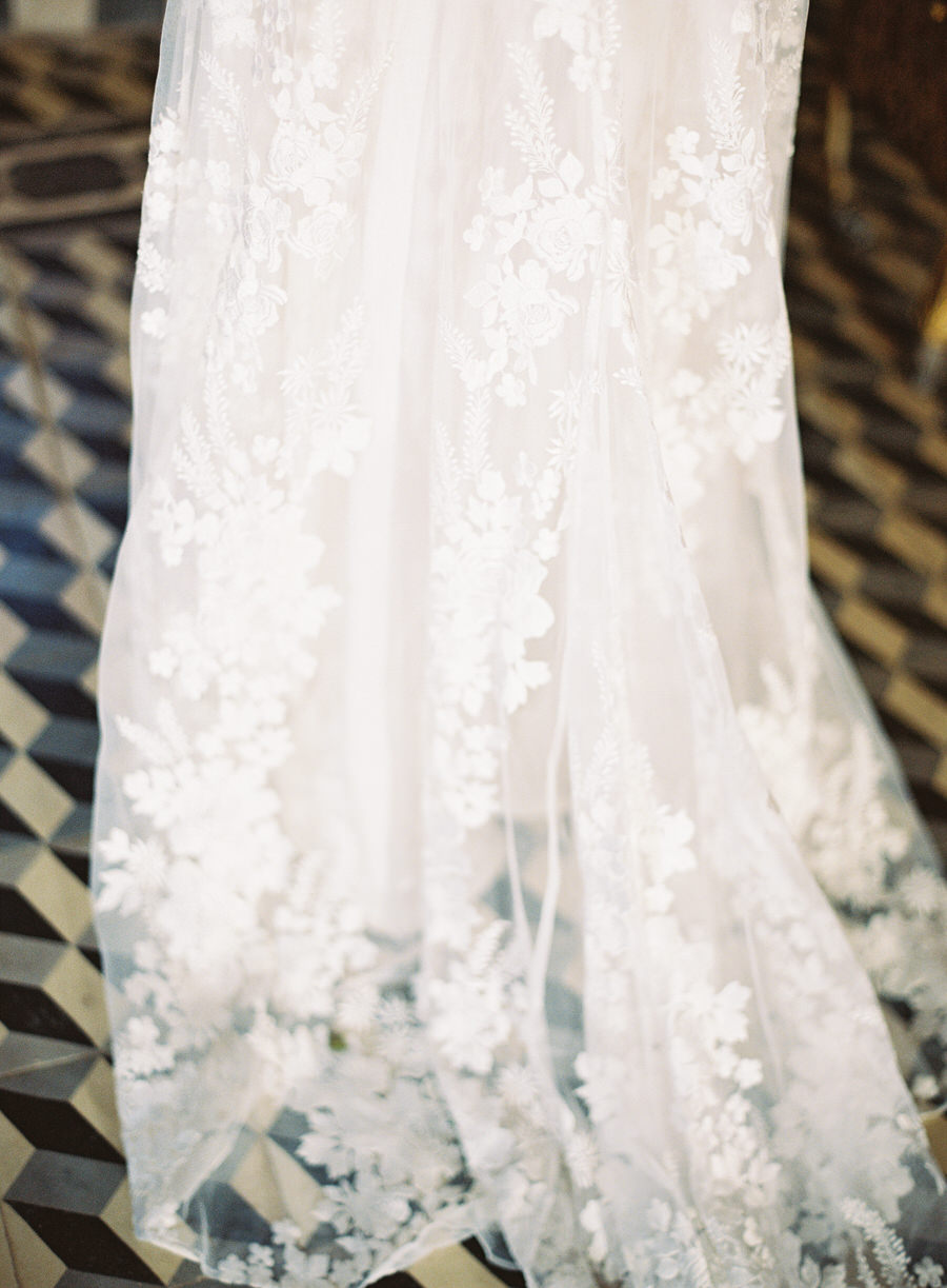 Greek wedding photographers - film photographer Les Anagnou - lace wedding gown