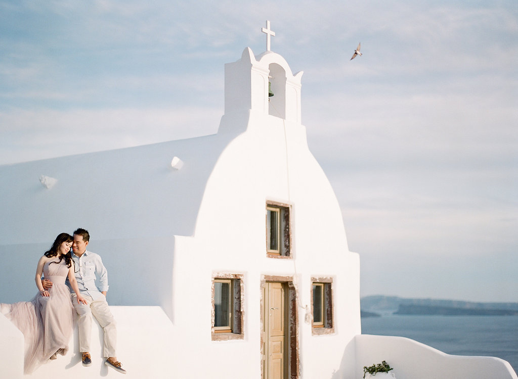 Santorini Honeymoon Session with Organic Effortless Style | Les Anagnou fine art film wedding photographers in Greece 28