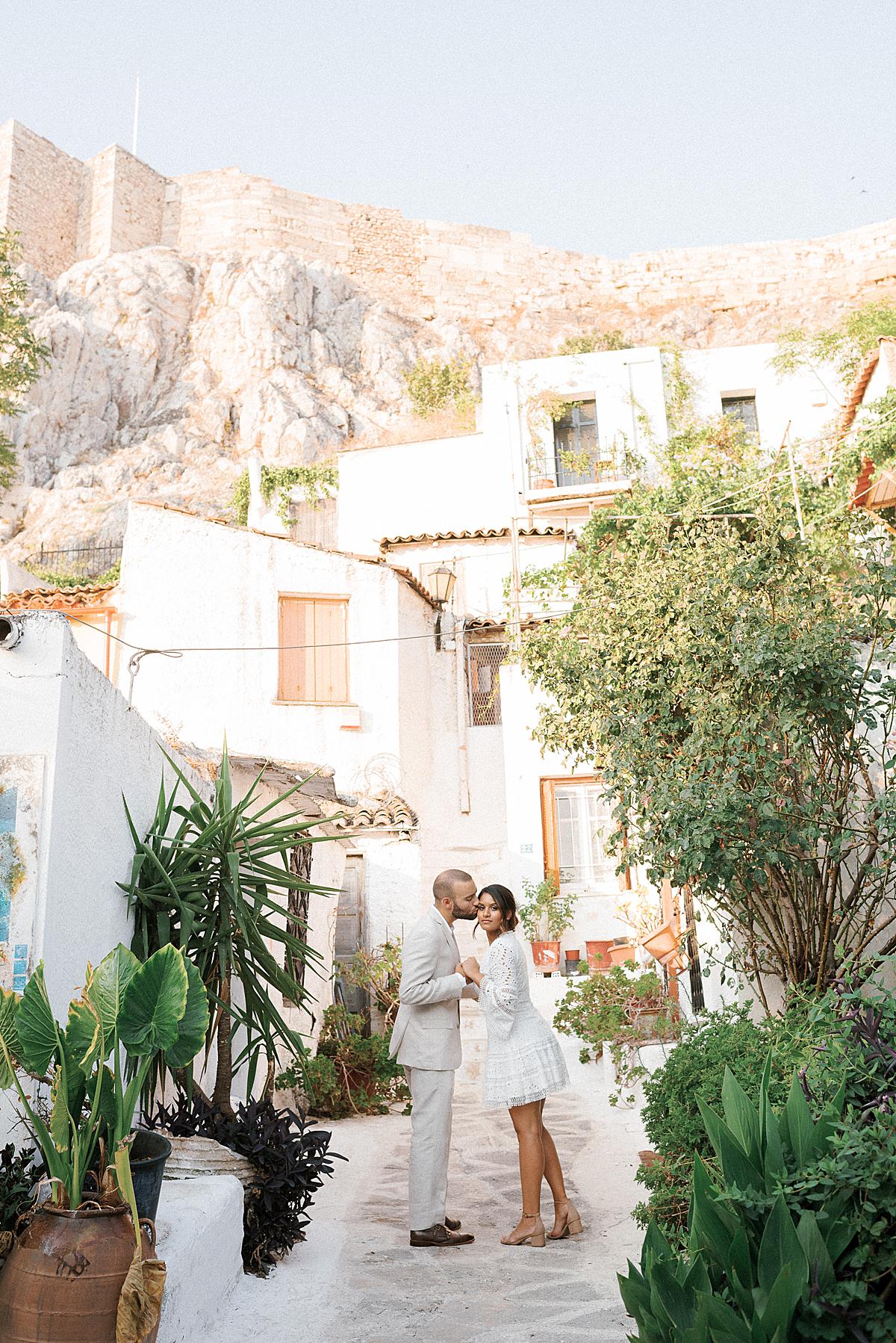 engagement session at plaka in athens
