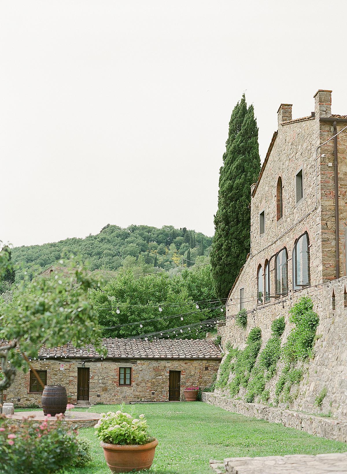 How to choose your wedding venue in Tuscany: A checklist with things to